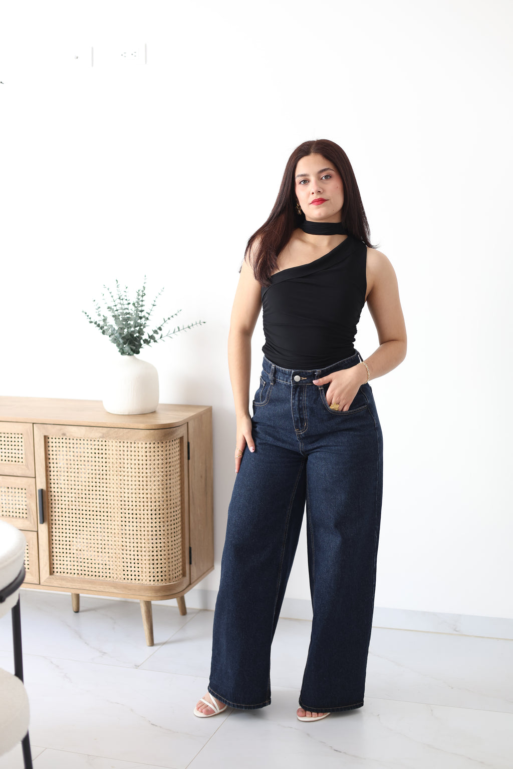 Blusa asimétrica corbatín
