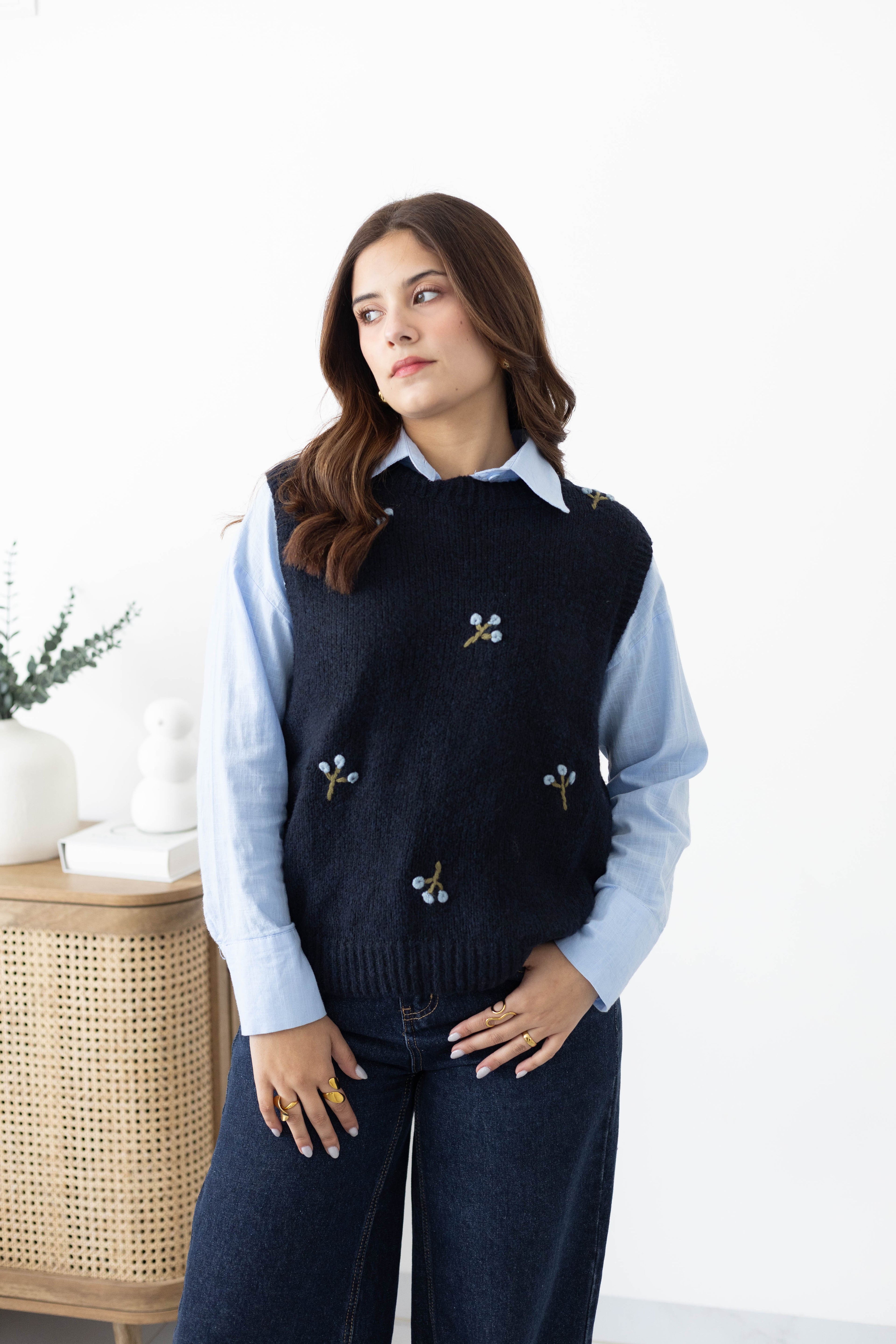 Chaleco bordado flor