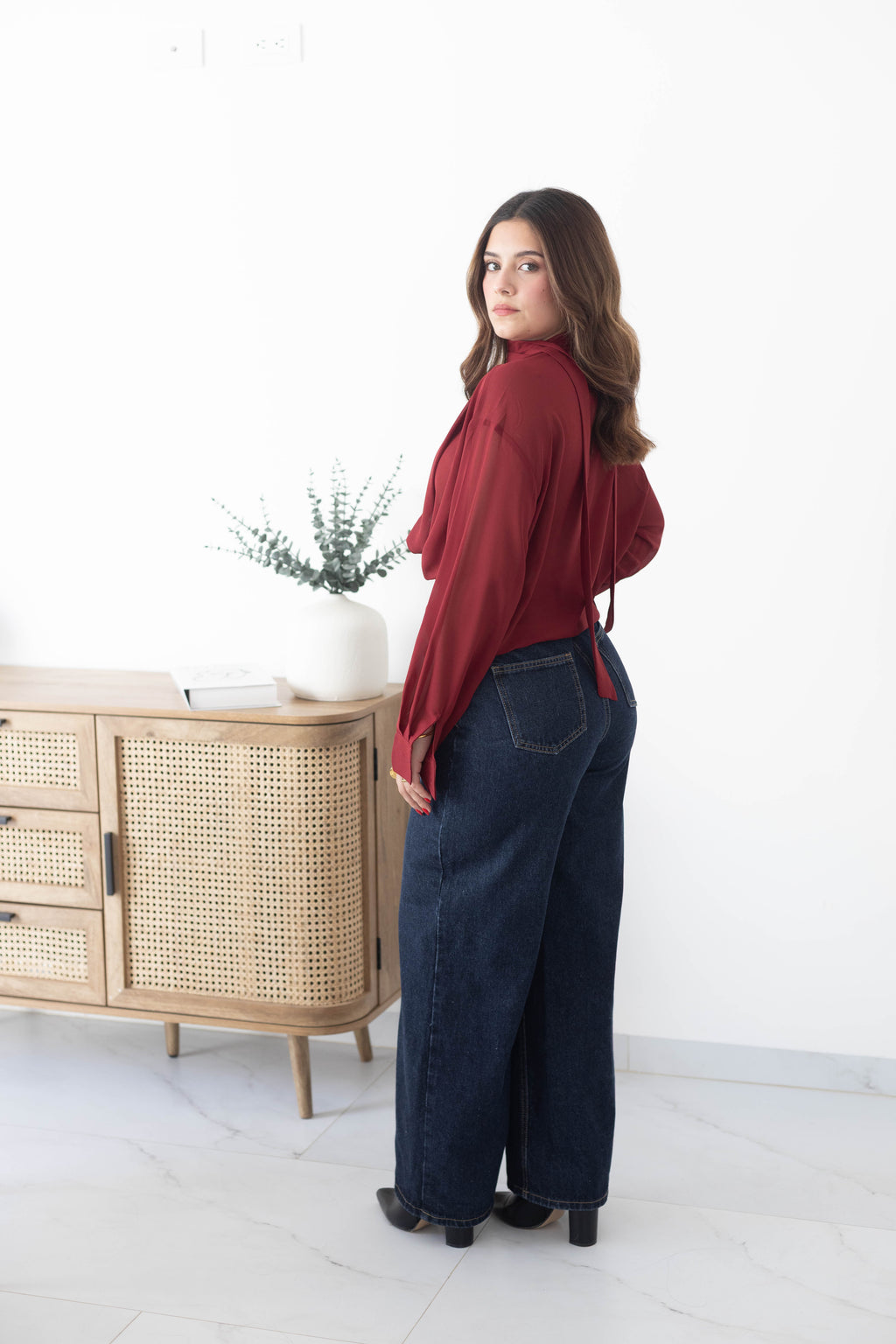 Blusa de chifón corbatín