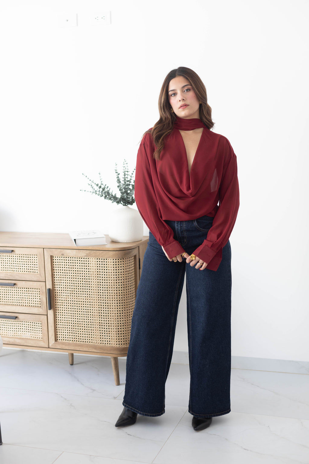 Blusa de chifón corbatín