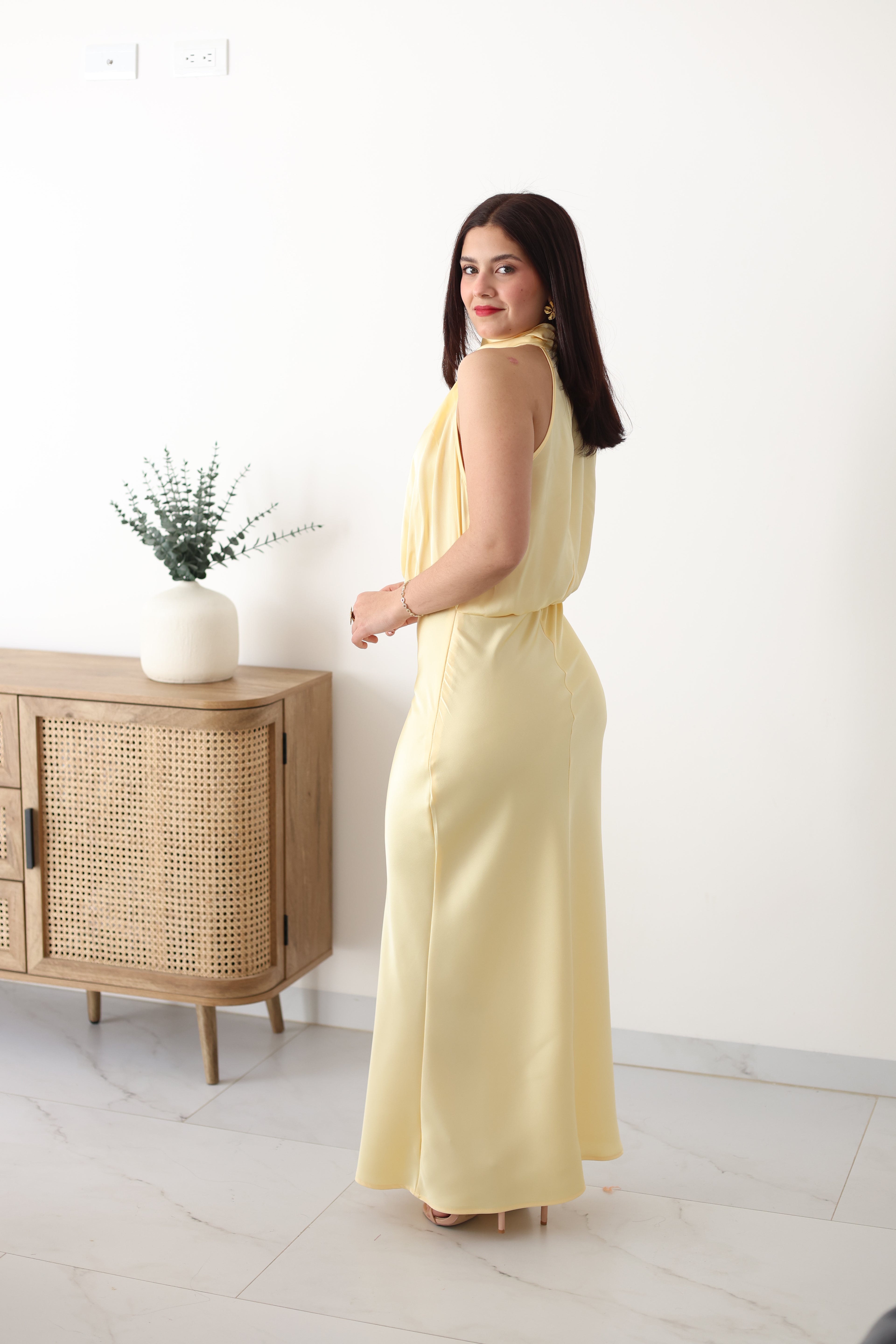 Vestido satin asimétrico