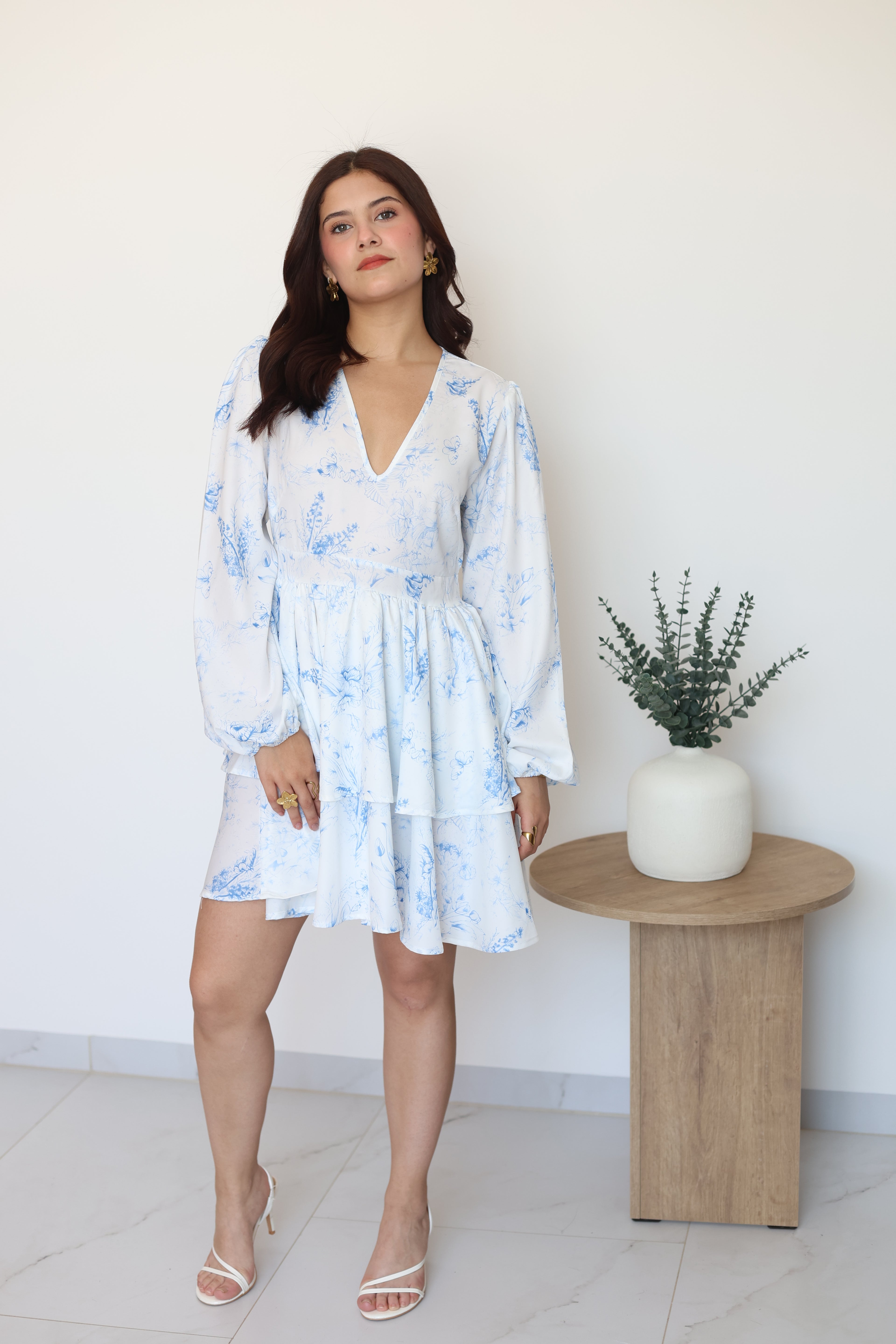 Vestido corto manga larga