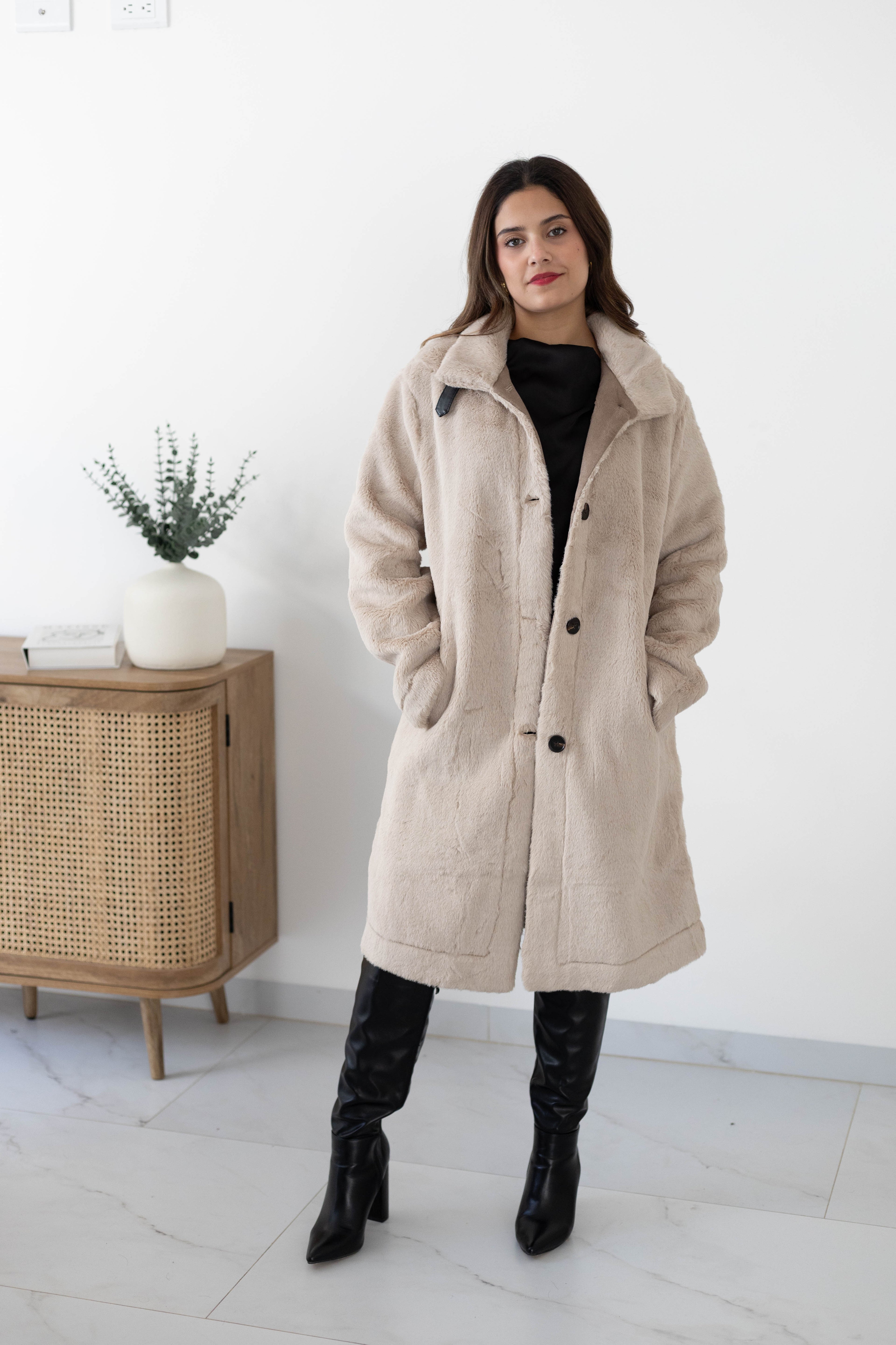 Abrigo peluche largo