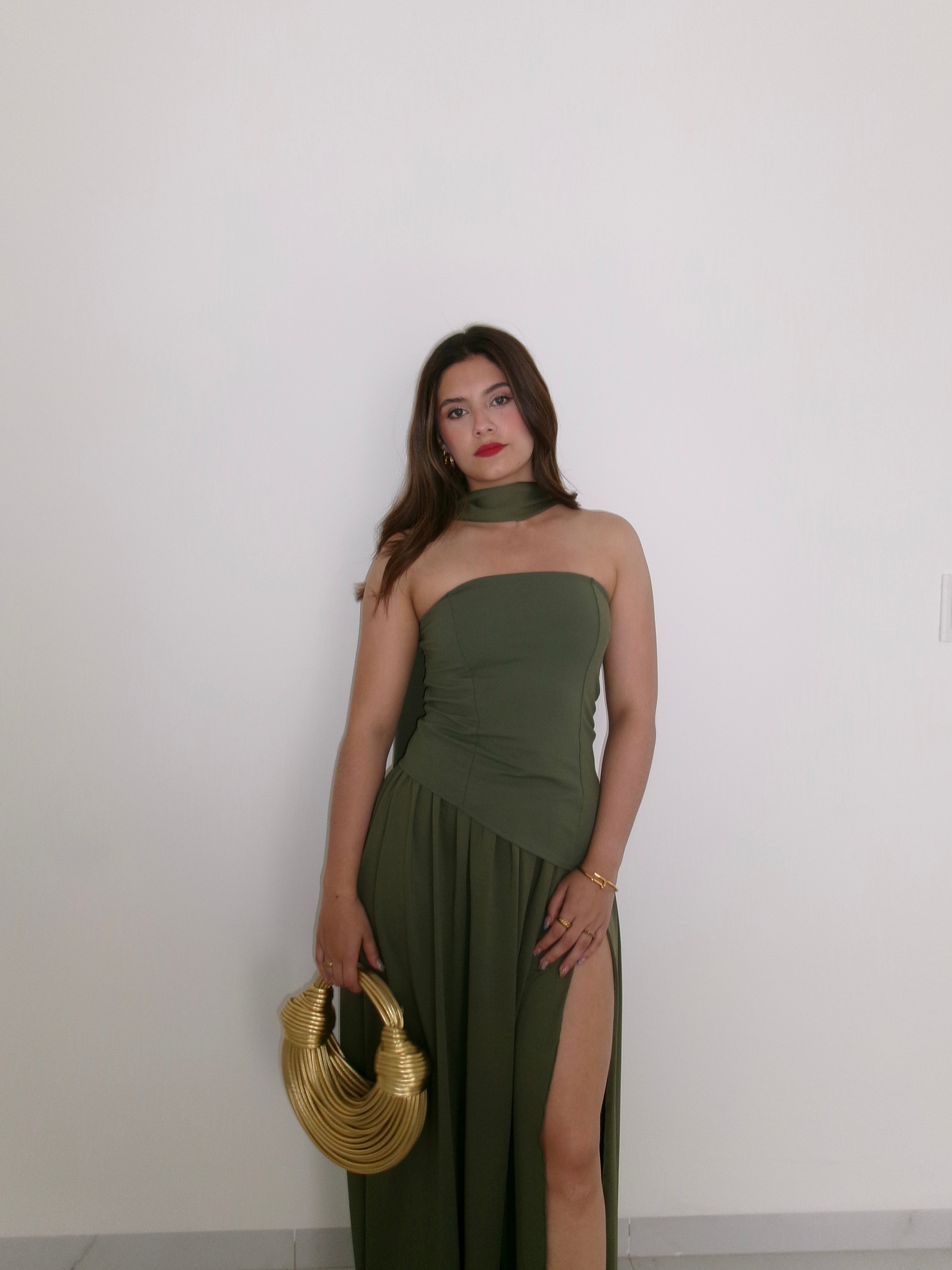 Vestido verde olivo cobratín