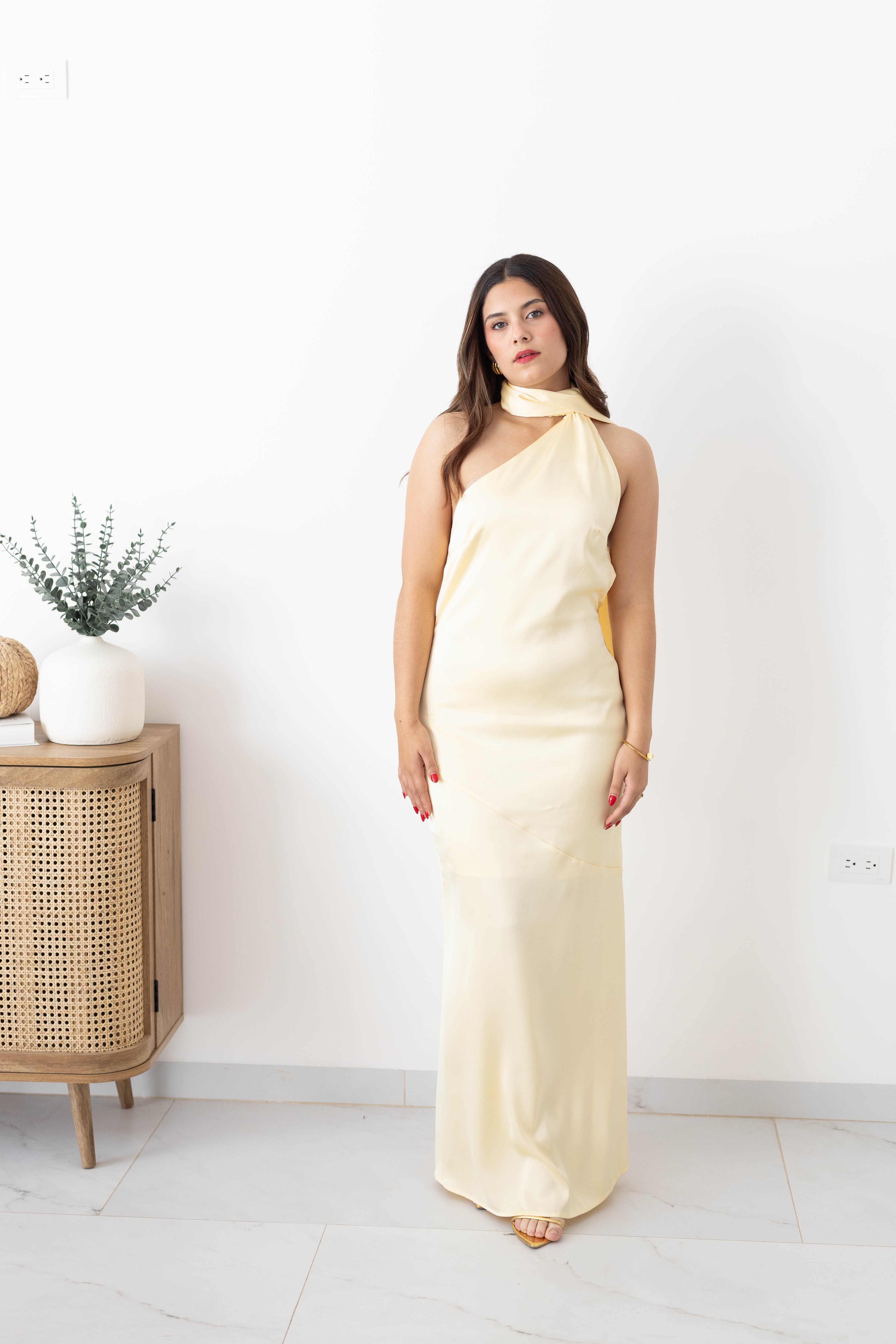 Vestido satin corbatín