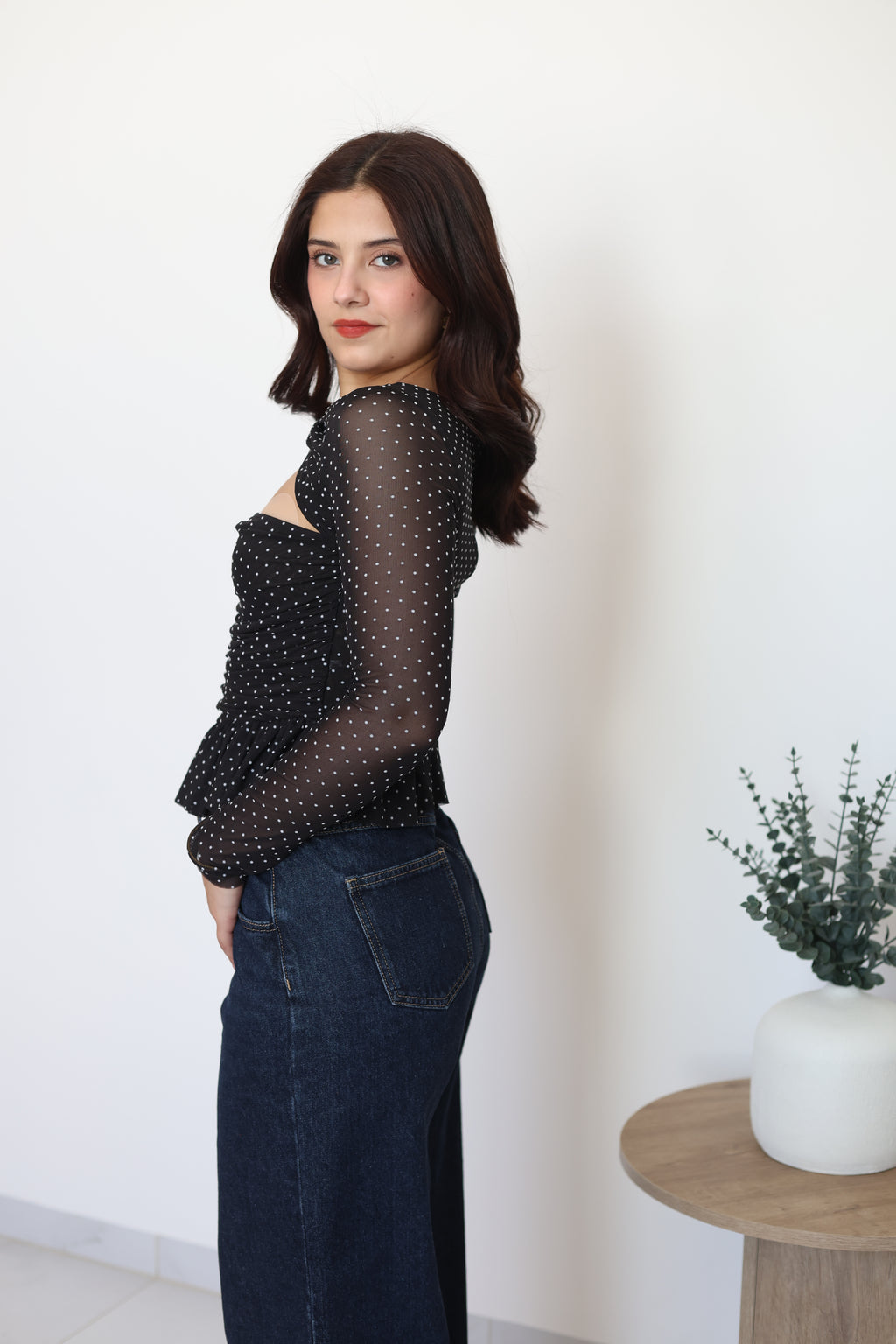Blusa negra puntos