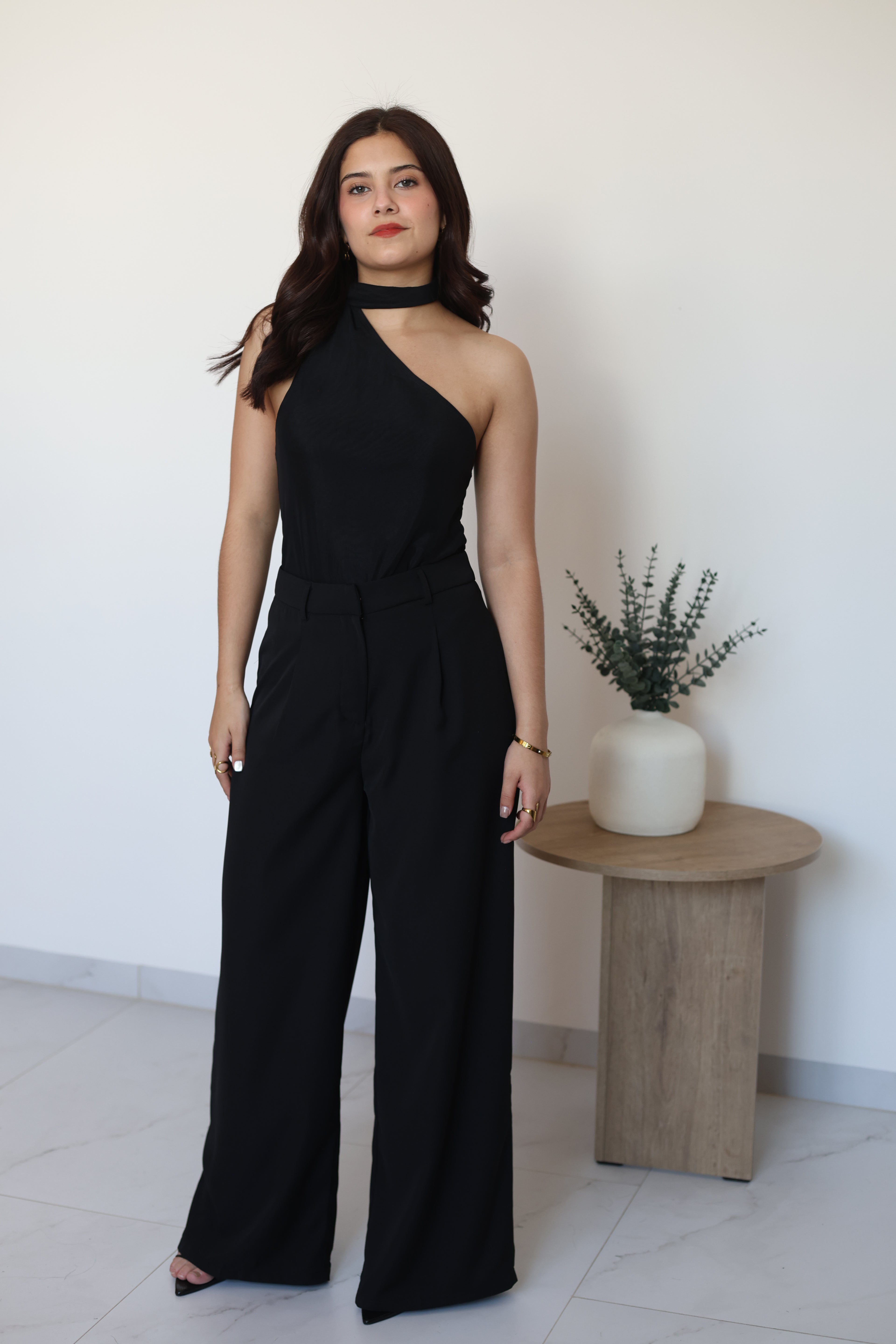 Pantalón minimalista