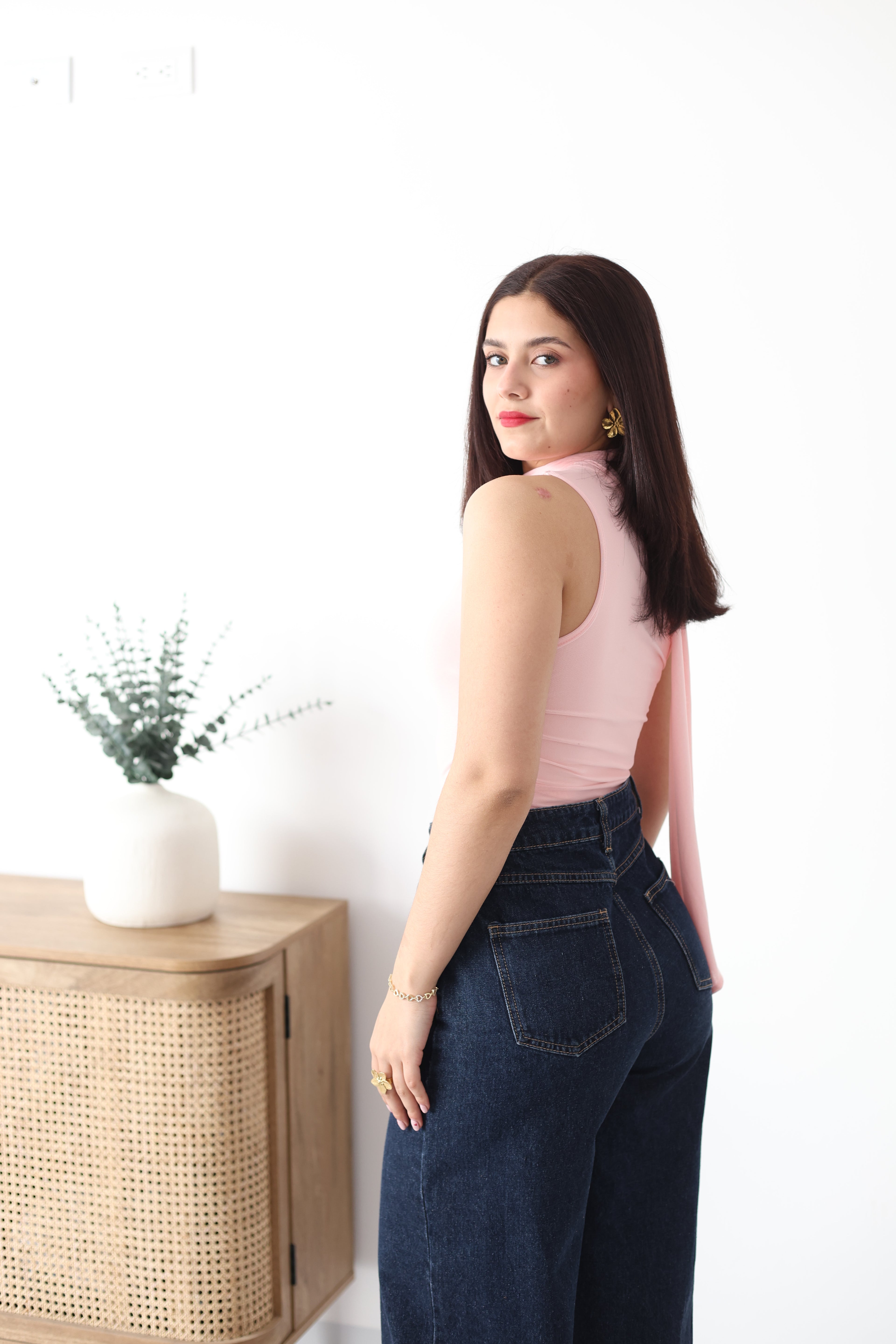 Blusa asimétrica corbatín