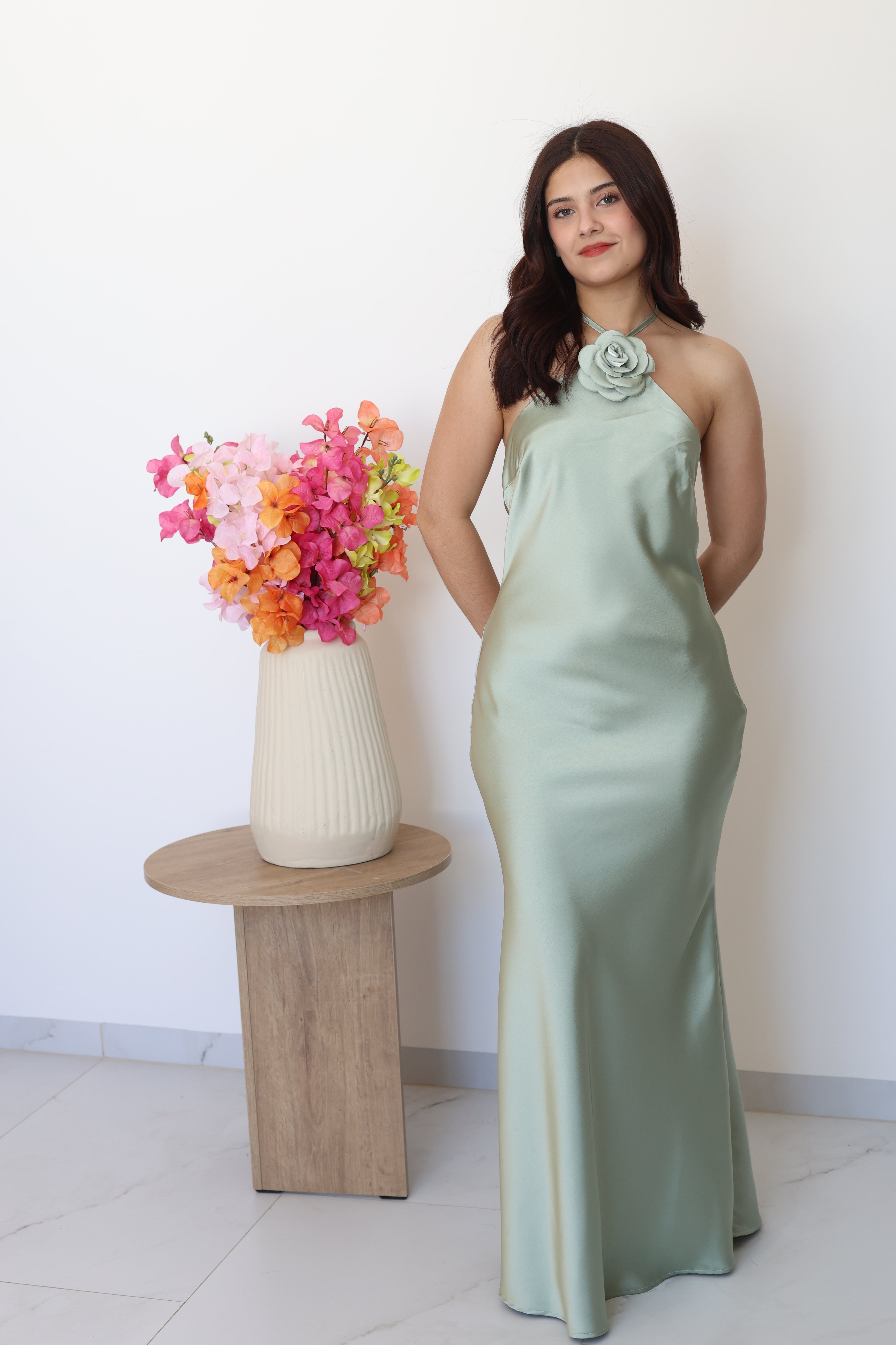 Vestido satin flor