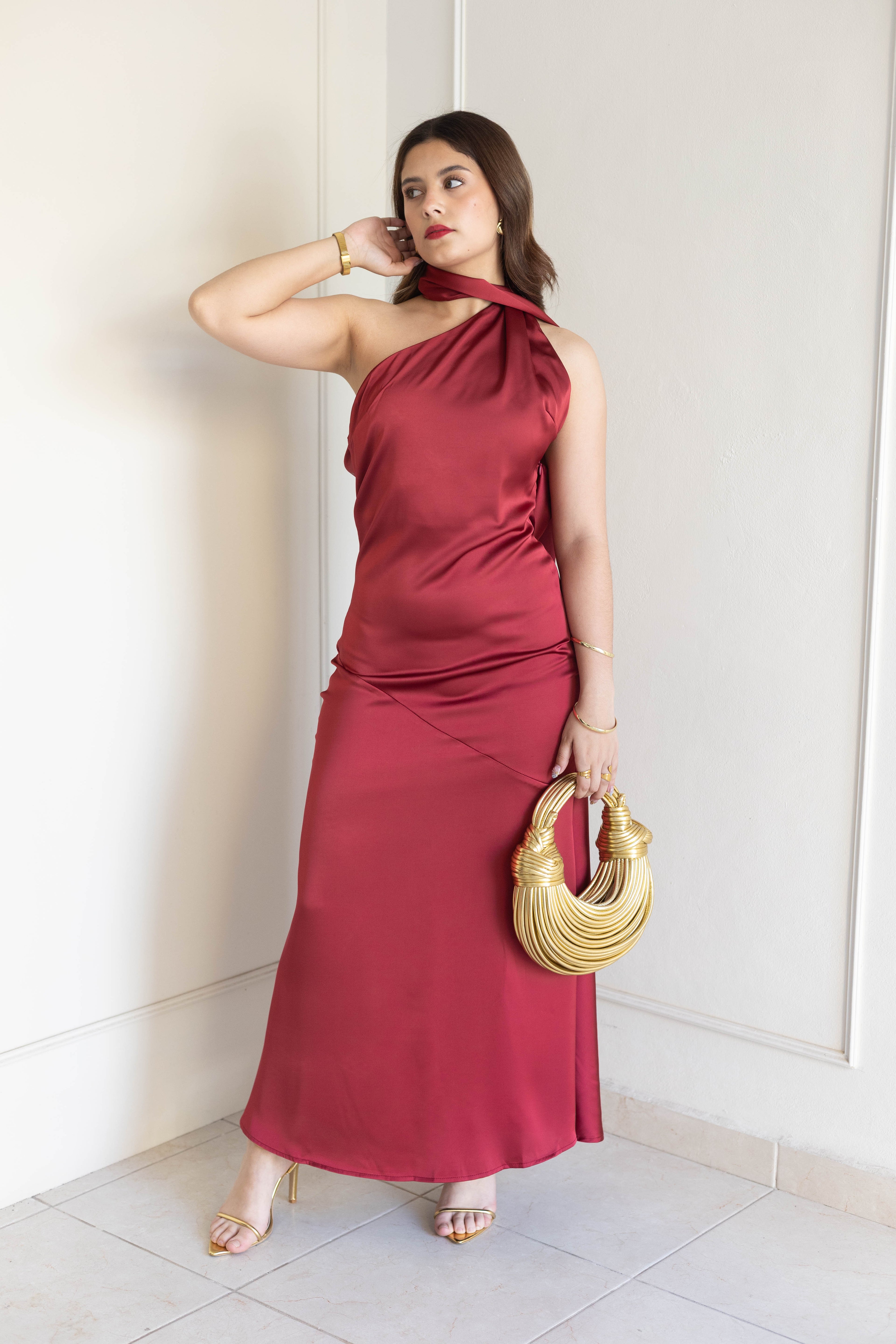 Vestido satin corbatín