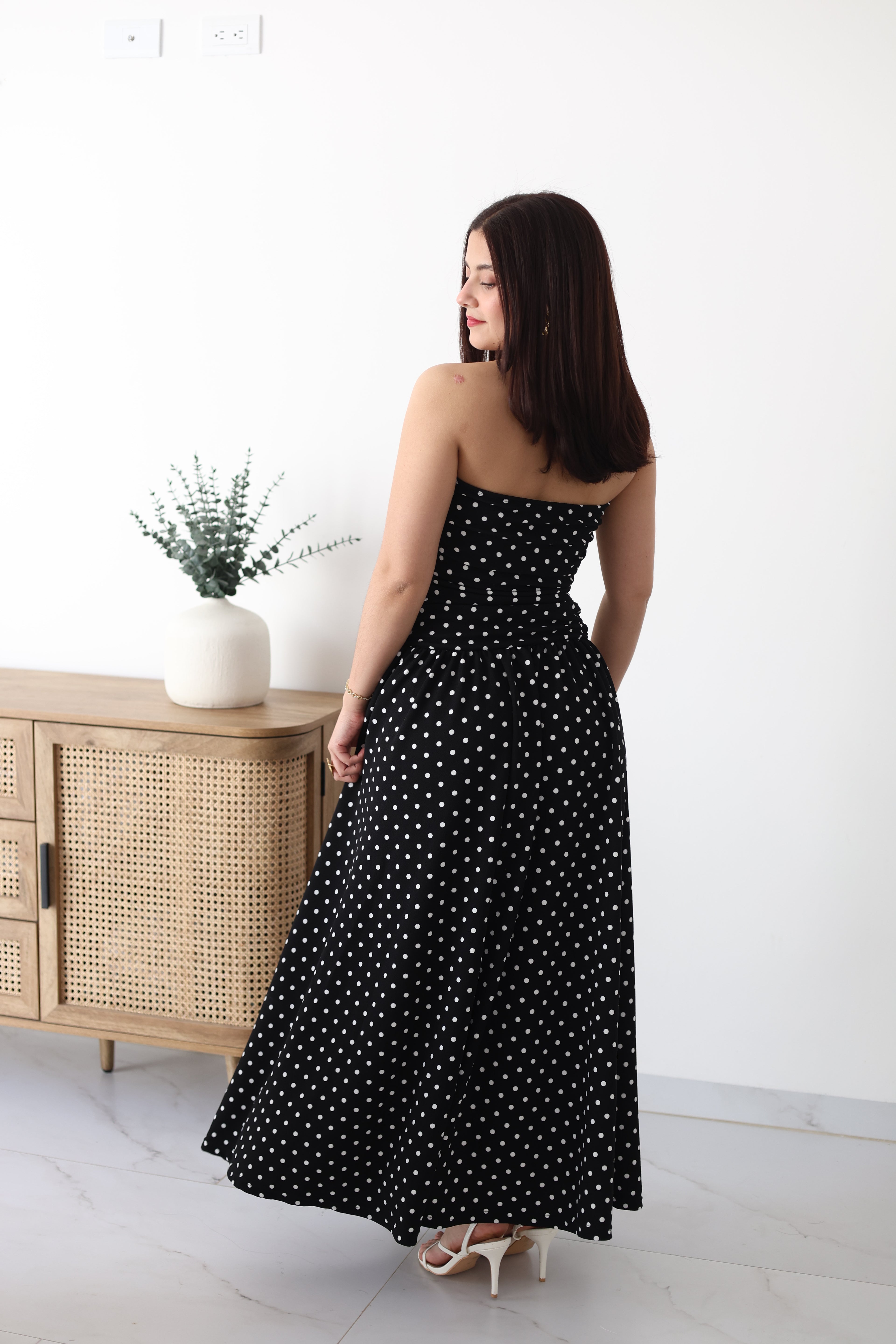 Vestido strapple puntos