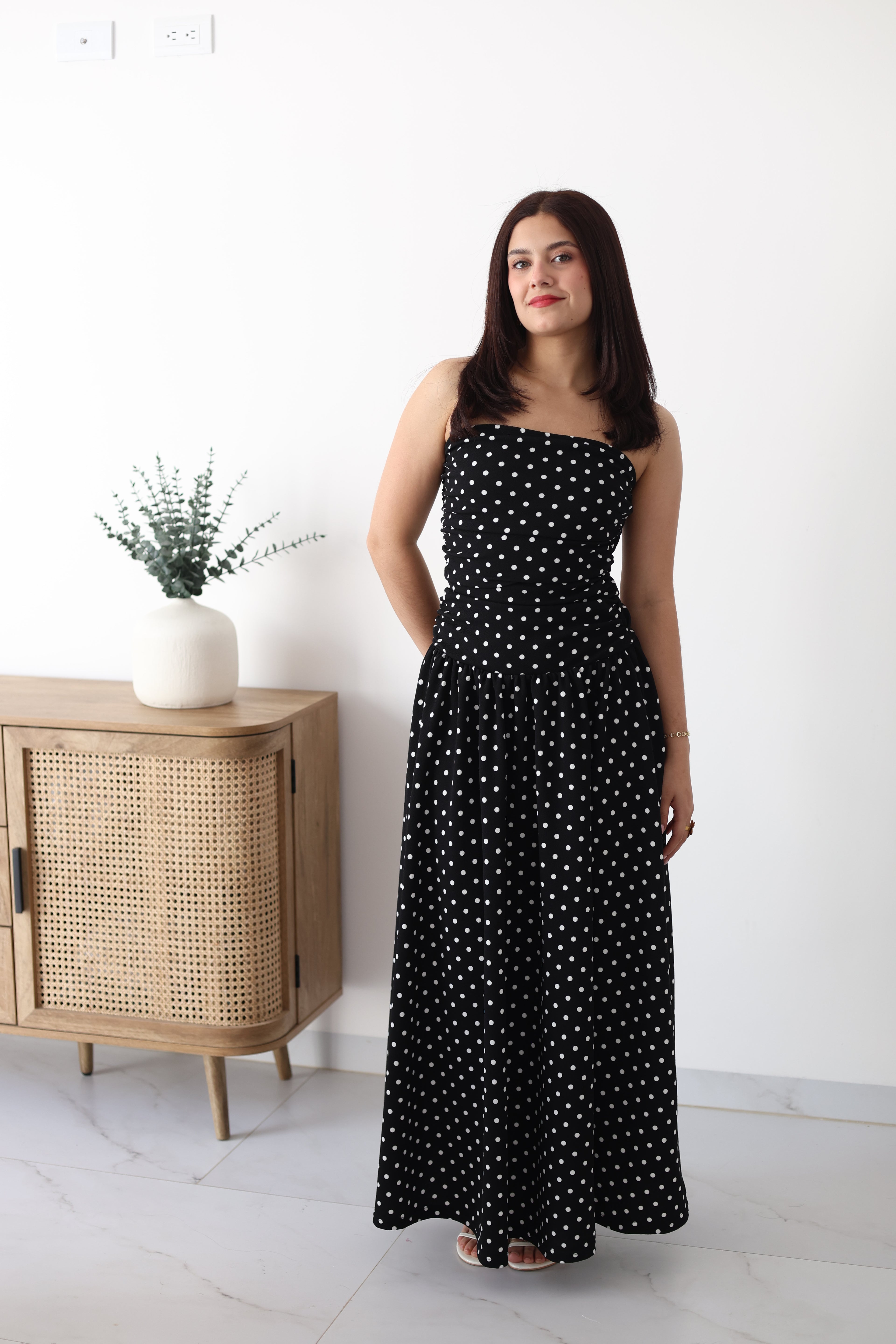 Vestido strapple puntos