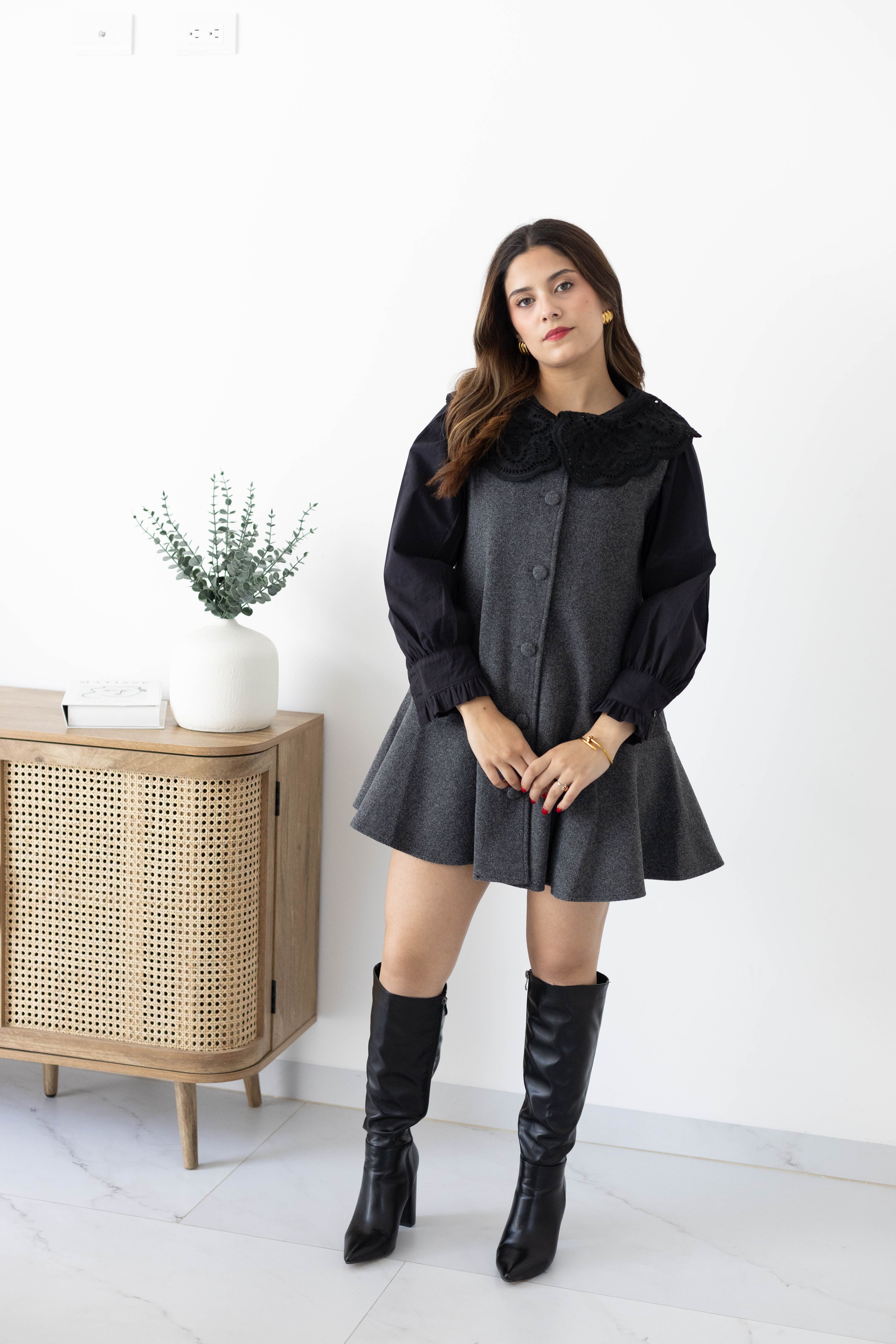 Vestido gris botones