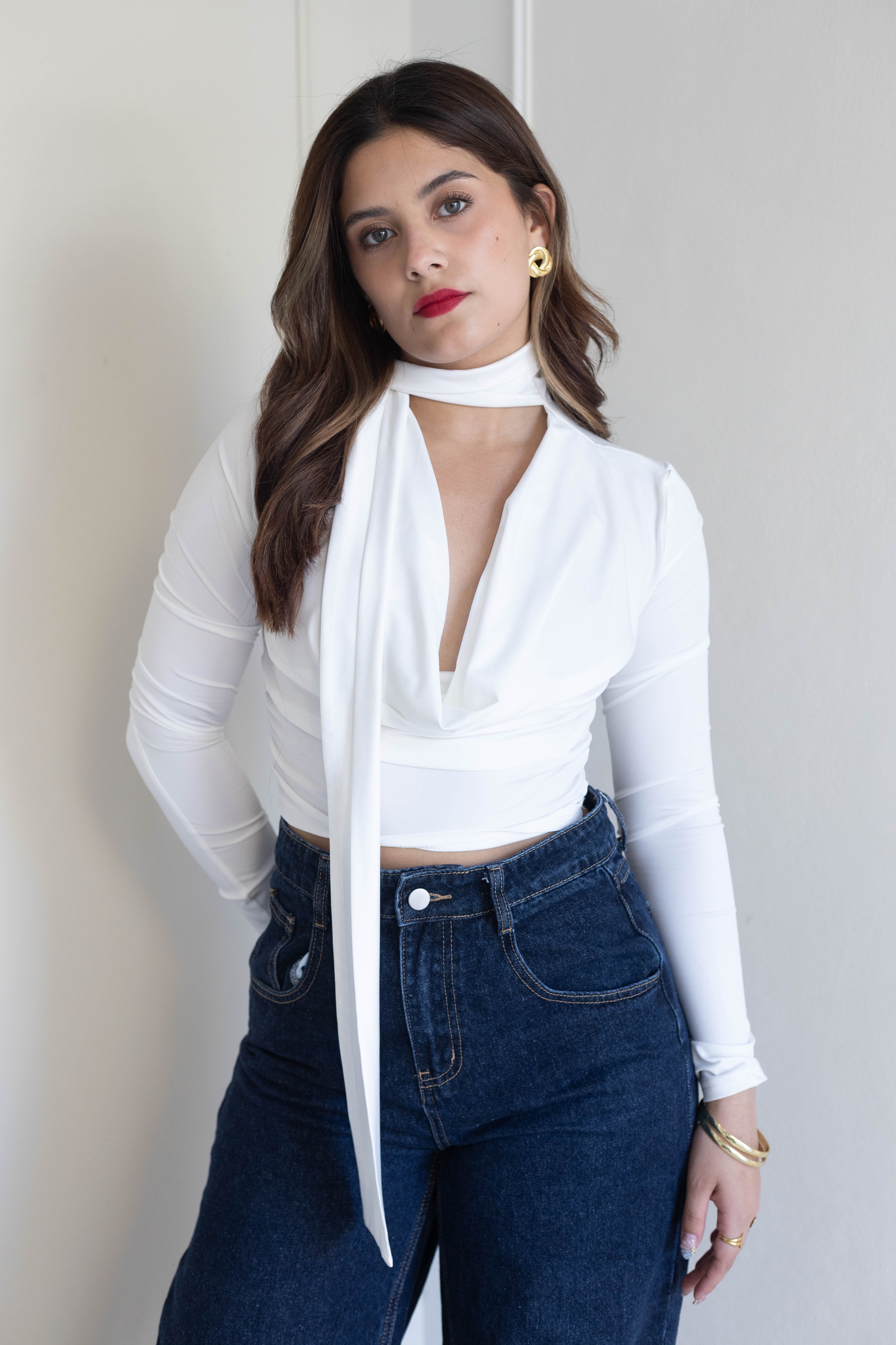 Blusa manga larga corbatín