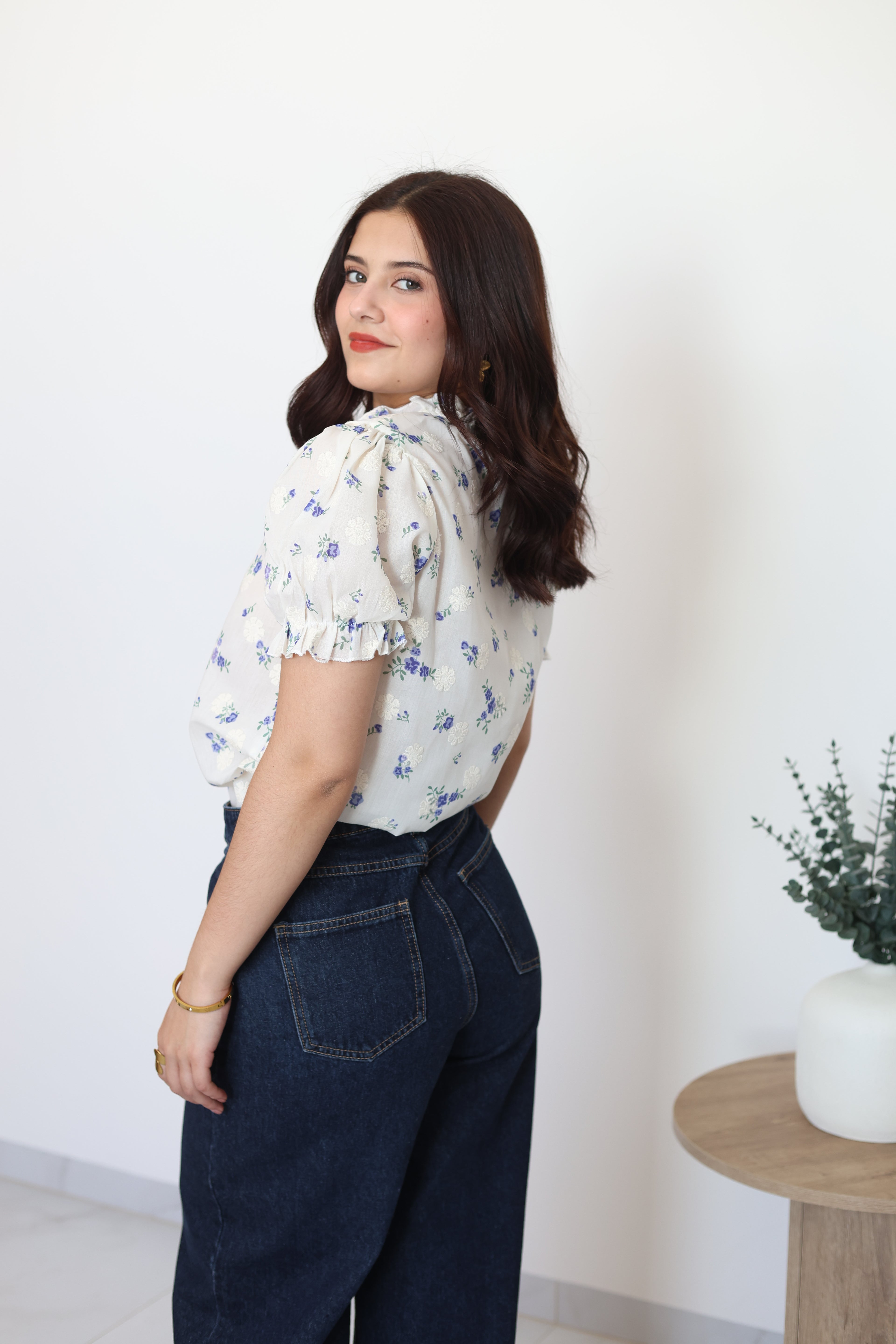 Blusa bordada azul