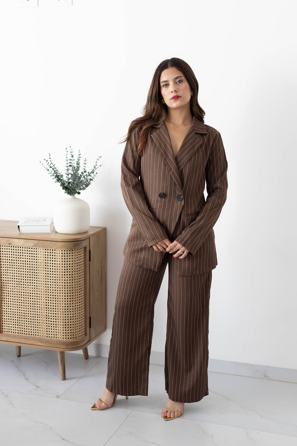 Conjunto 2pz café rayas sastre