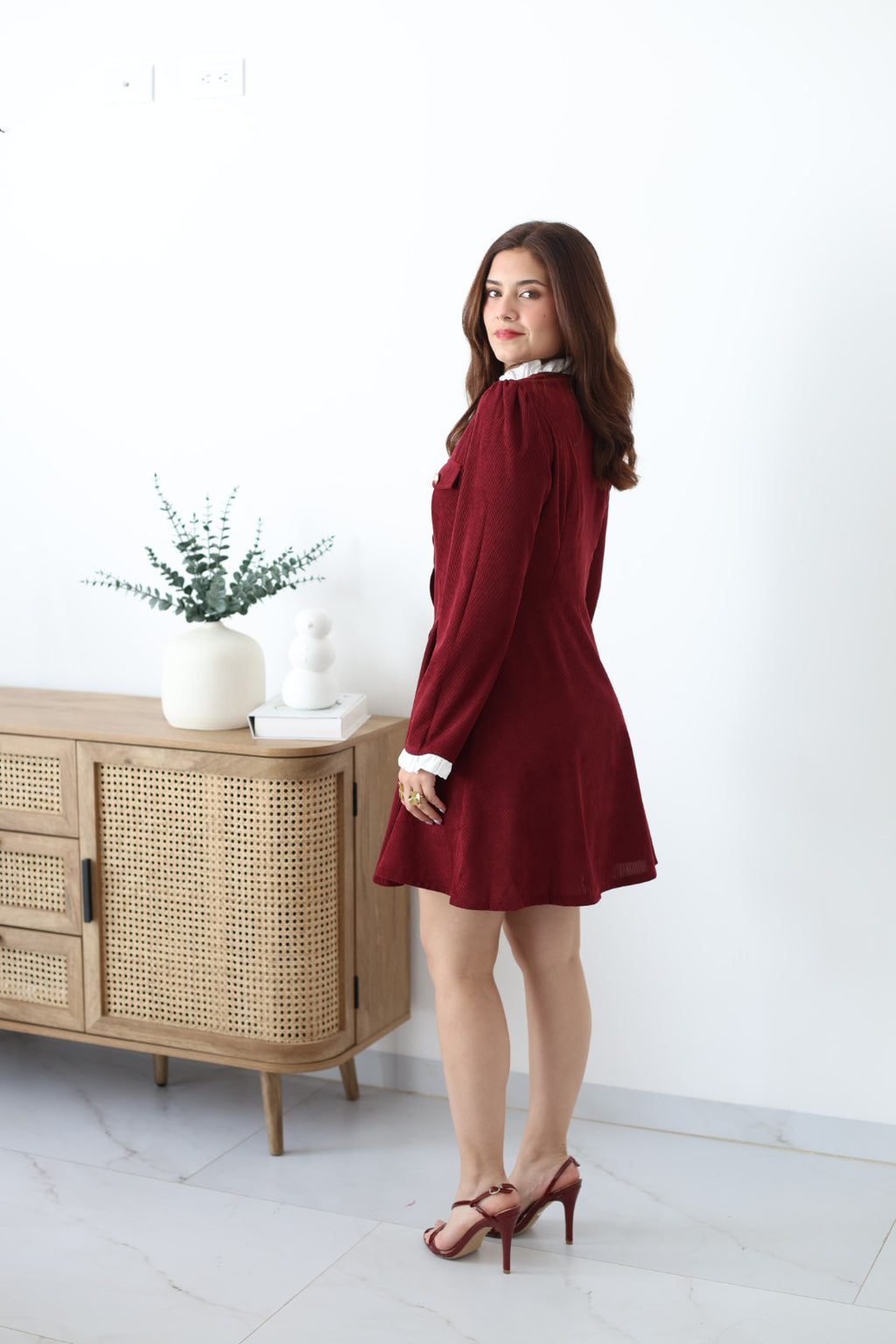 Vestido tinto de pana